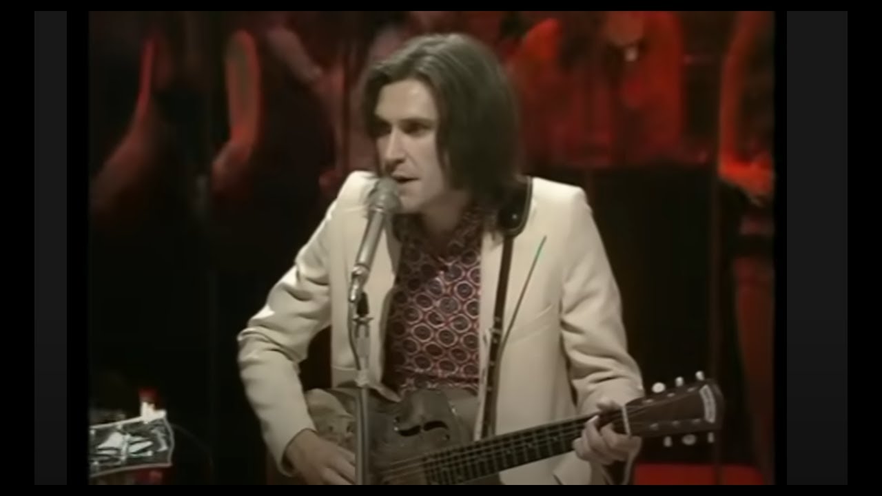 The Kinks Lola Top of the Pops 1970  {{ REACTION }}