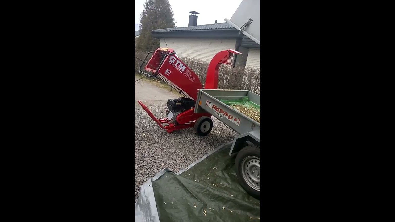 Oksahakkuri GTS1300 testissä