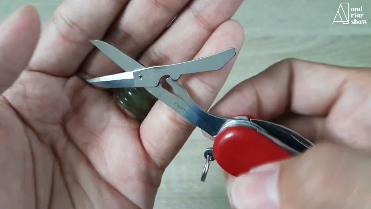 Old Wenger Forester. the ancestor of Victorinox Huntsman #wengermultitool #everydaycarry