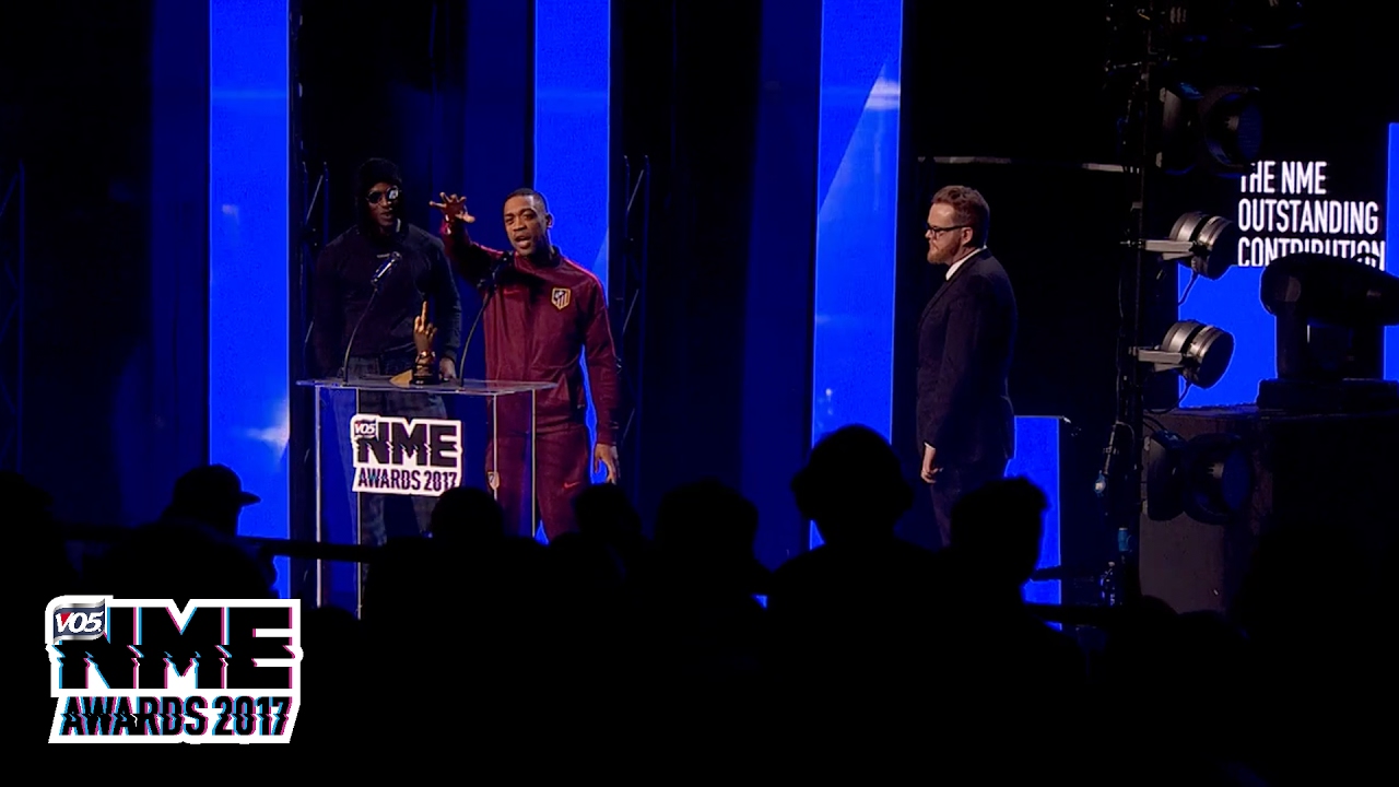 Wiley wins Outsanding Contribution To Music at the VO5 NME Awards 2017