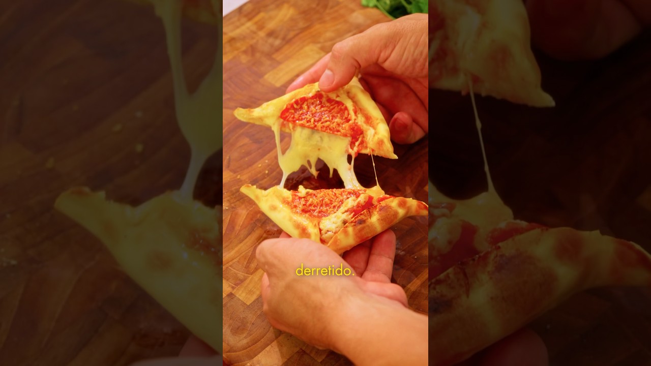 Pizza de pastel ou pastel de pizza? 🍕 😋
