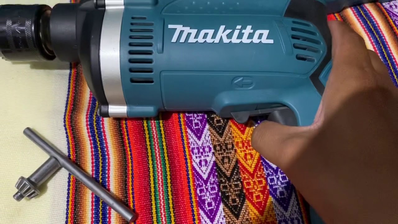 Taladro Roto Martillo Makita 710W