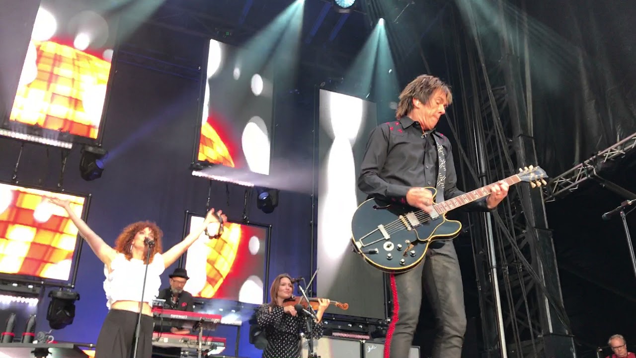 EN VACKER KVÄLL: Stenhård Spegelboll