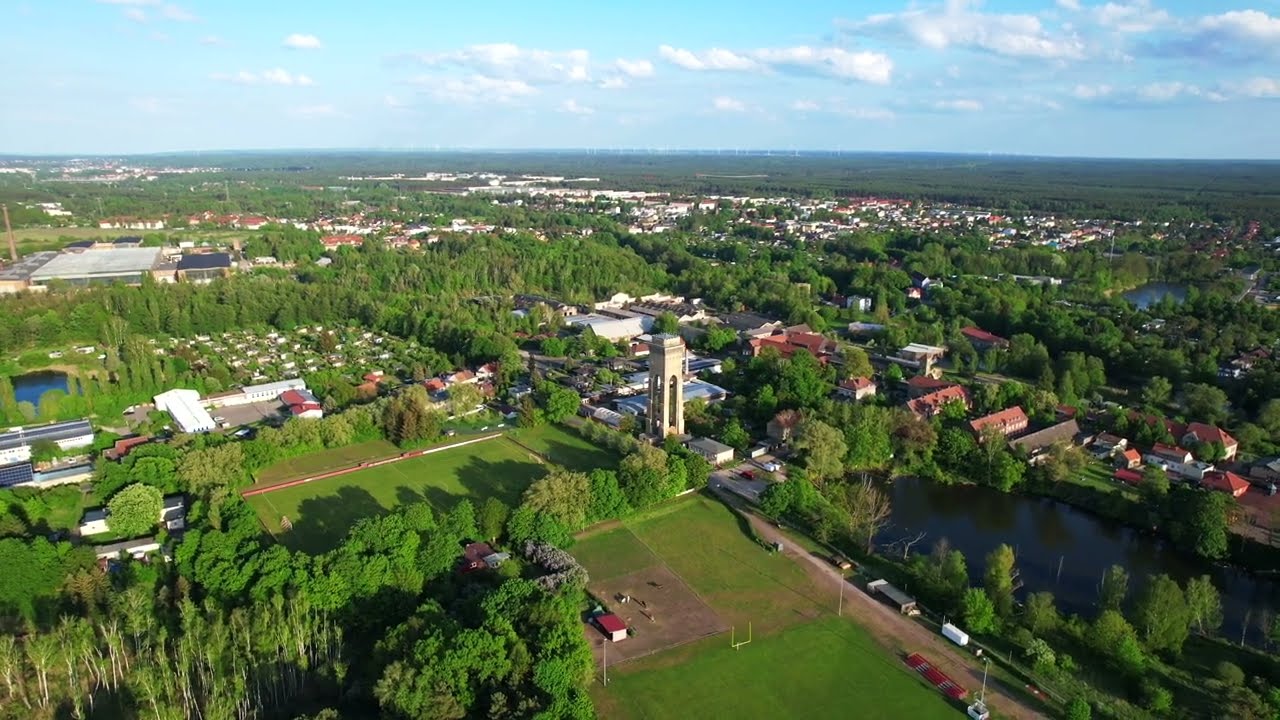 Sch&ouml;nes Brandenburg von Oben - Wasserturm - Eberswalde/Finow [Dji Air 2S/Mini 2 ][4K]