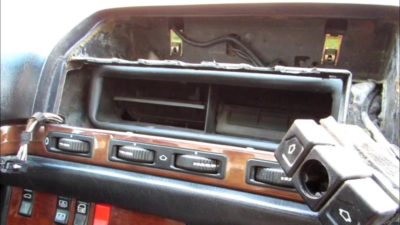 مرسيدس شبح S320  W140 1999 تغيير ريش المكيف الوسطية -48-