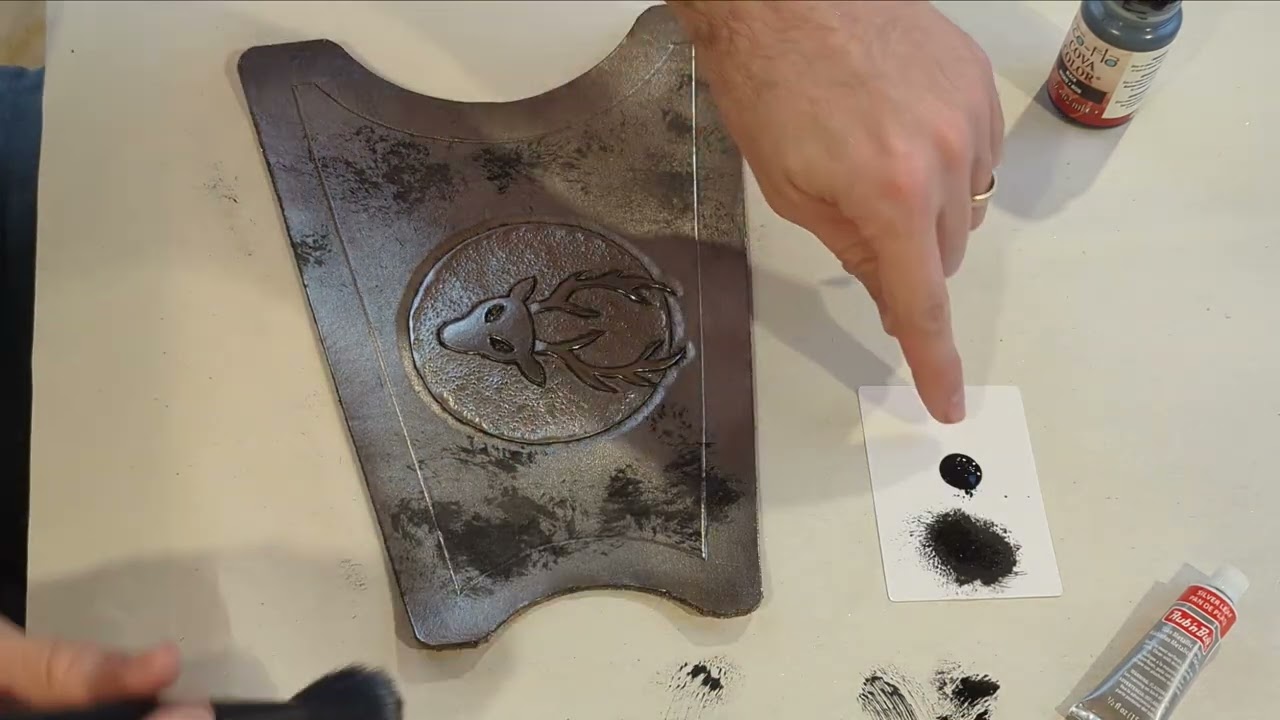 Metallic Painting | How to Make Leather Bracers That Look Like Metal | Leathercraft