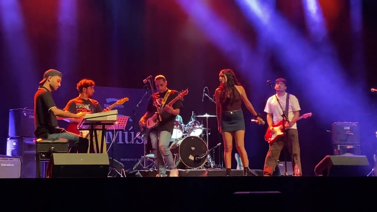 CONVALESCIENTES  - ACIDO CRITICO EN VIVO COMPLEJO CULTURAL PLAZA
