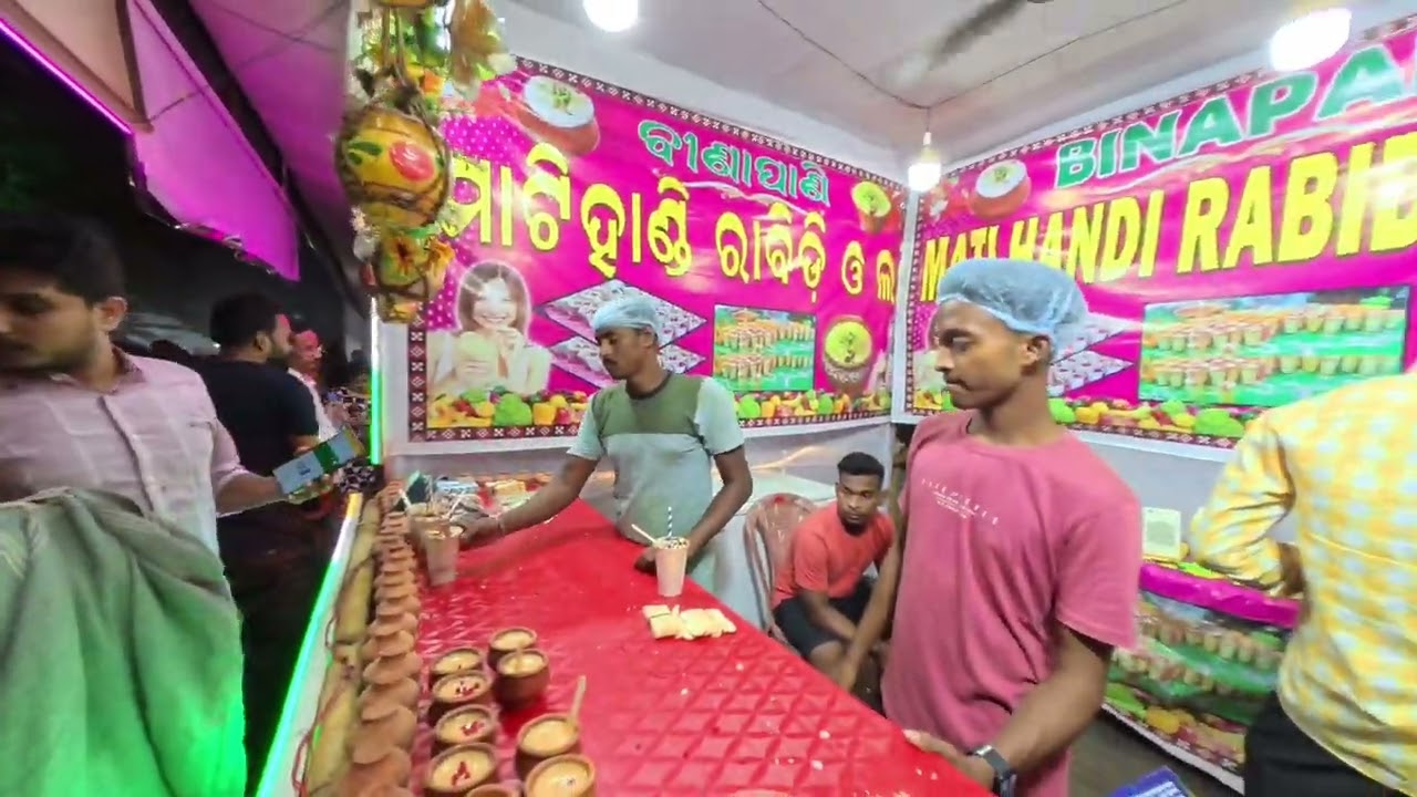 | ଐତିହାସିକ ବାଲିଯାତ୍ରା ୨୦୨୫ | Historic Balijatra Cuttack 2025 Food Tour
