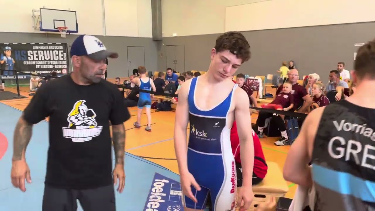 Daniil Shrubkovskyi SAV Torgelow-Zelem Zubairaev HAC Stralsund. 68 Kg. U15. Gr-R