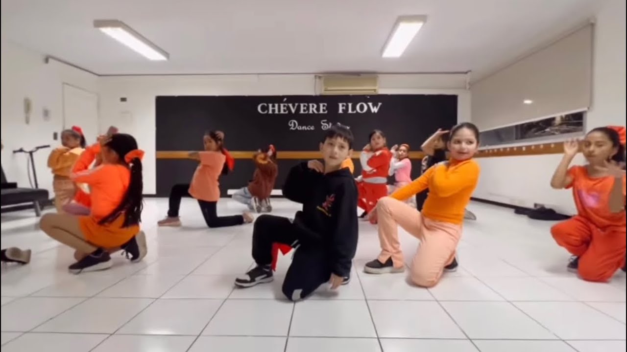 Grupo KIDS 1 bailando Where Have You Been 🎶 del Súper bowl 2023 de Rihanna🔥