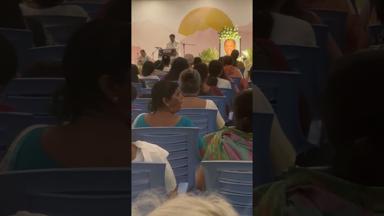 Humain Pyar Ki Zindagi Dene Wale, Br. Ajay Kumar Bhatter ji, Prayer baithak in Kolkata, bhajans