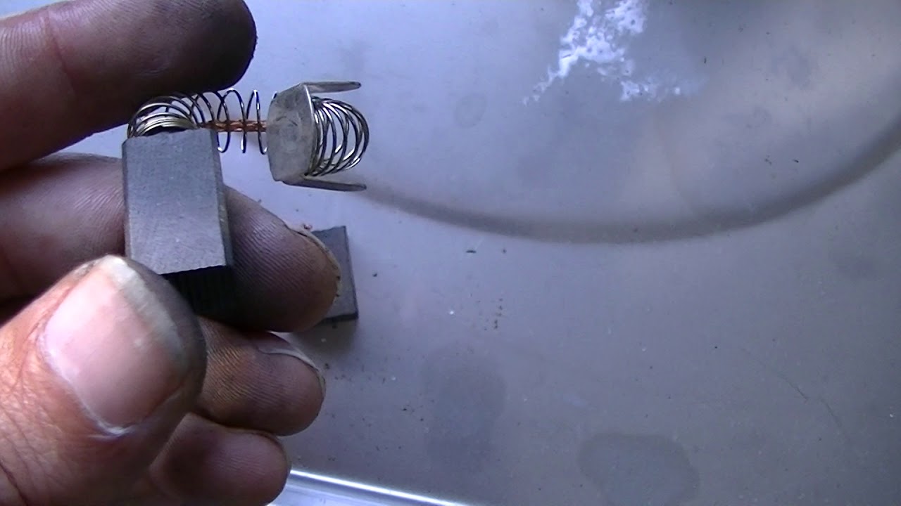 Charbons refection moteur street