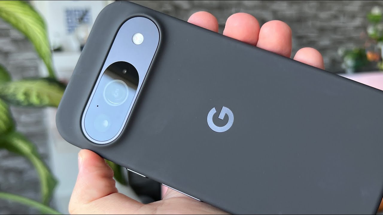 Распаковка Google Pixel 9: компактный мощный смартфон с 6,3-дюймовым OLED-дисплеем и обновлениями...