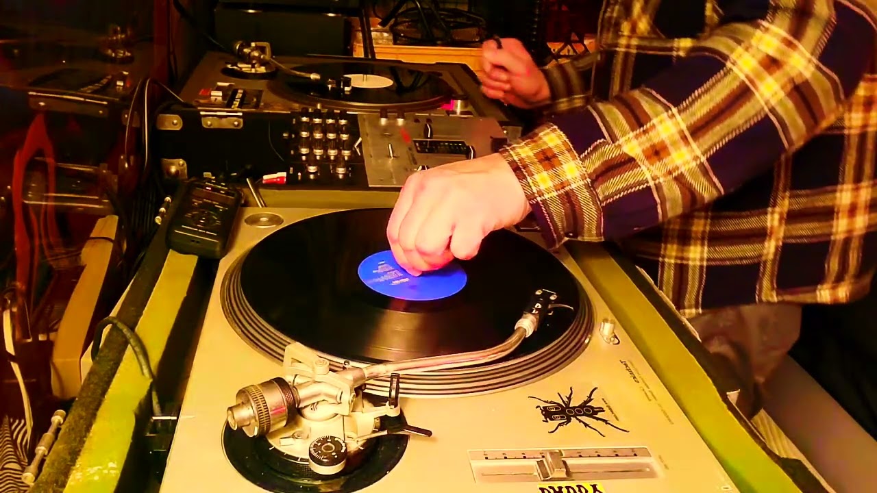 DrGiggles - IDM Braindance Electro set  - Vol 60 -  Live Vinyl  DJ Mix turntables video