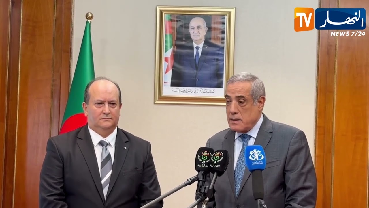 سيفي غريب يتسلم مهامه كوزير أول بالنيابة