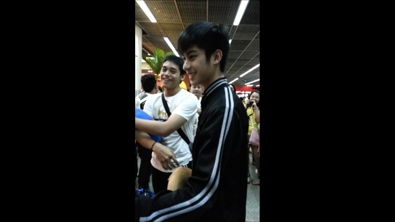 เงินออกัส (เงินเอาหมอนตีหัวกัส)