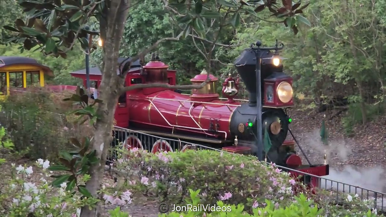 3/7/25 Pre: The WDWRR: Walter E. Disney departs Fantasyland station & reverses to the roundhouse