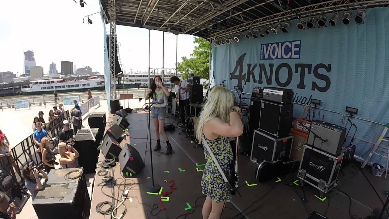 Surfbort live at 4Knots Music Fest - NYC 2015