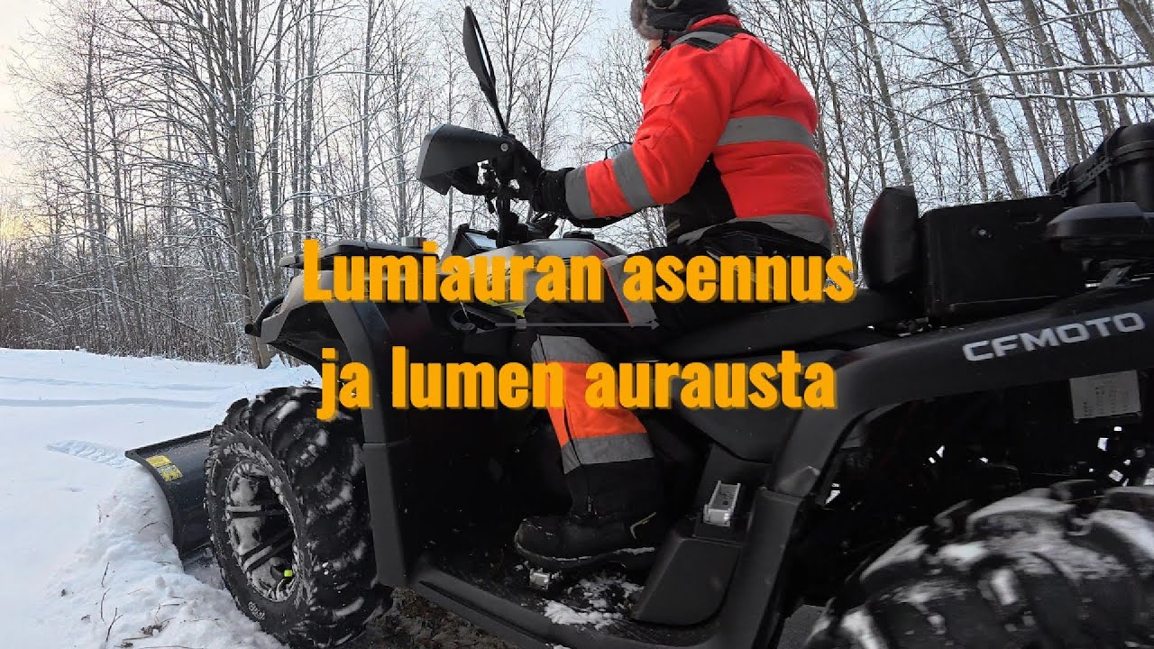 Lumitöitä mönkijällä