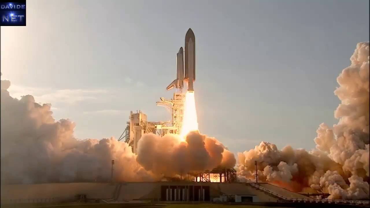 TECNOLOGIA - LANCIO RAZZI - NAVICELLA SPAZIAZALE NASA 