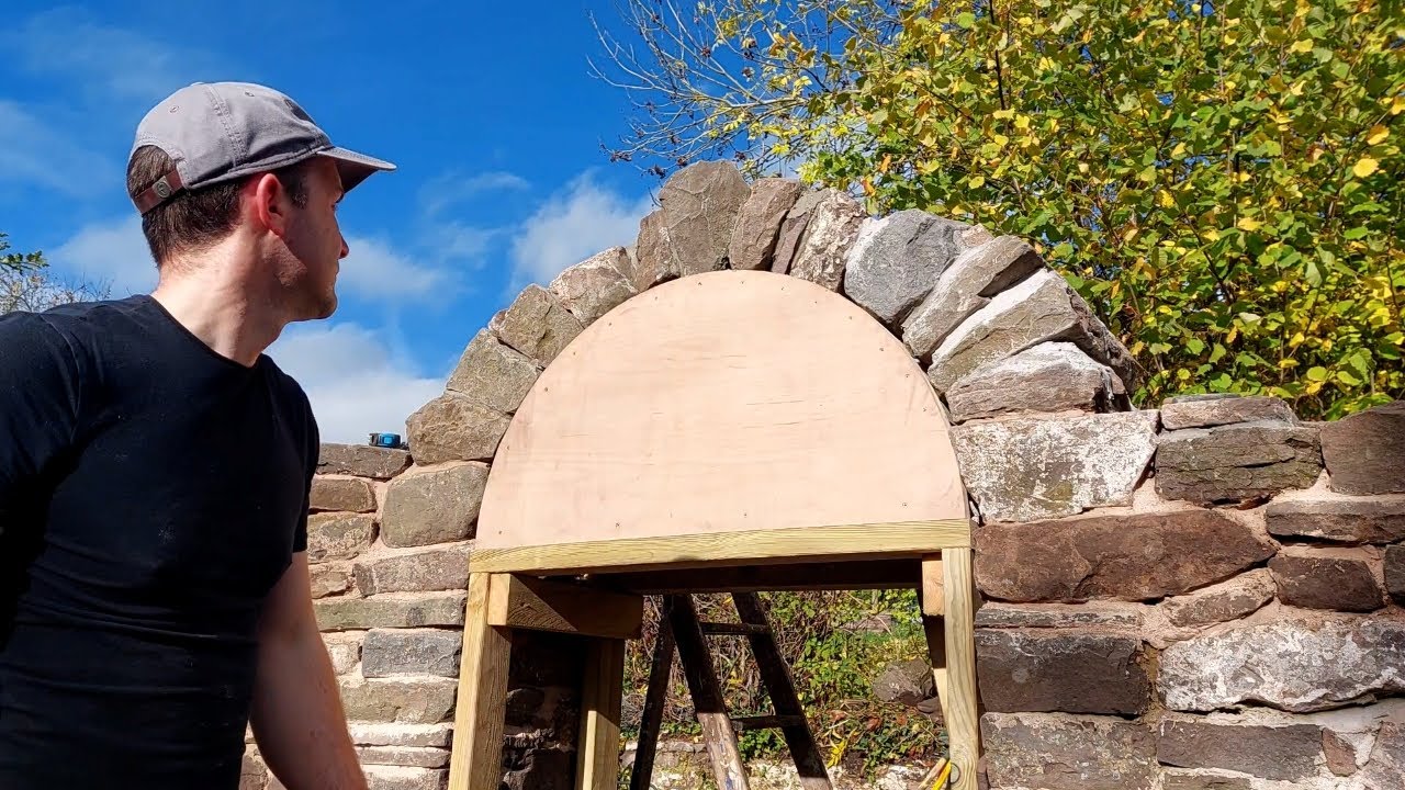 Transforming the entrance to the ruins