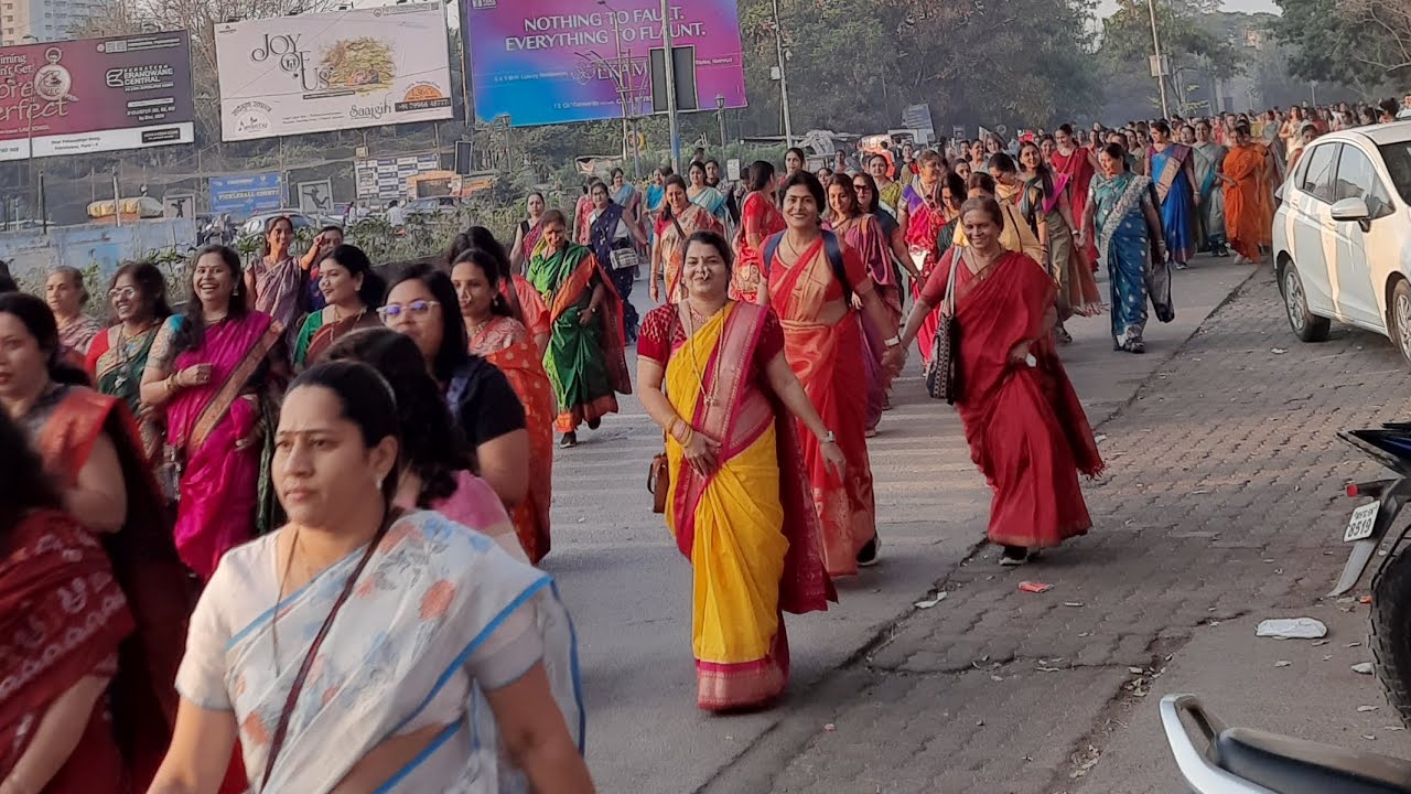 Women's Runs in Saree 