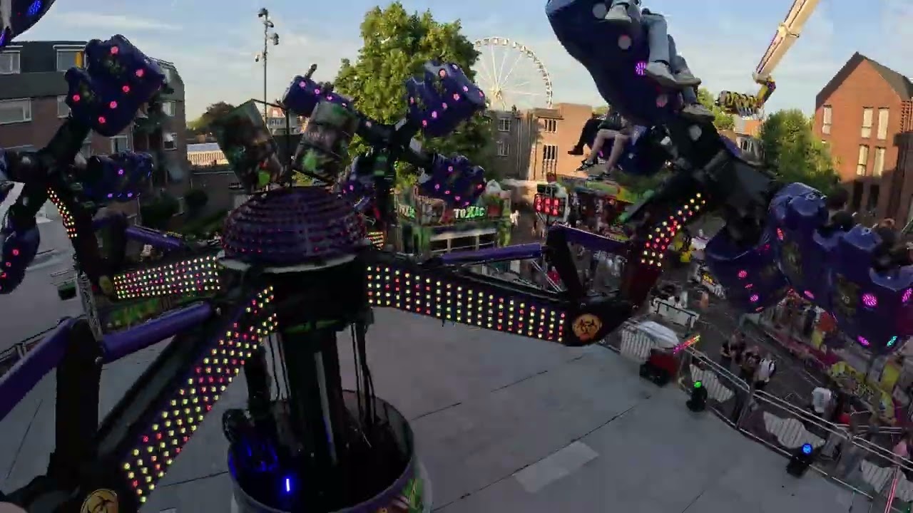 INSANE ROLLS Toxic (Hayen/Mastrovalerio) - Kermis Best 2025 - POV Onride