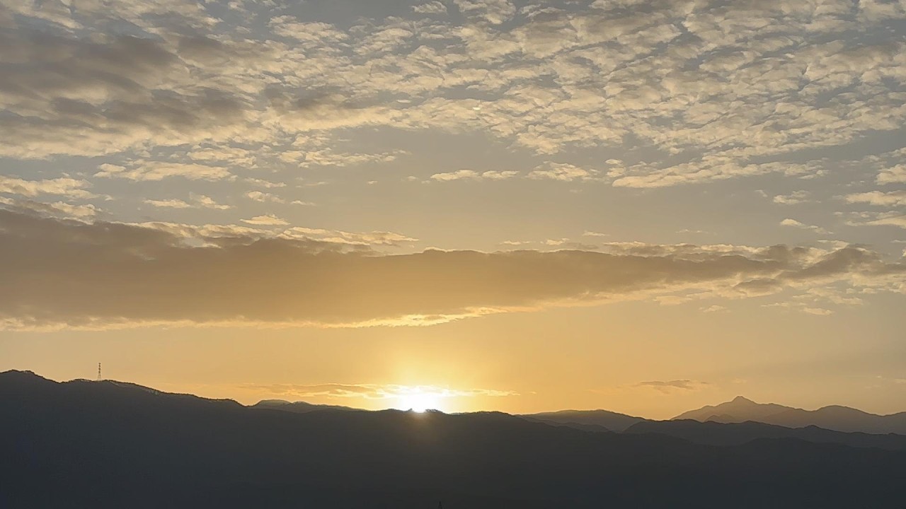 Nothing great was ever achieved without enthusiasm. – Positive Morning Energy (Ambient)