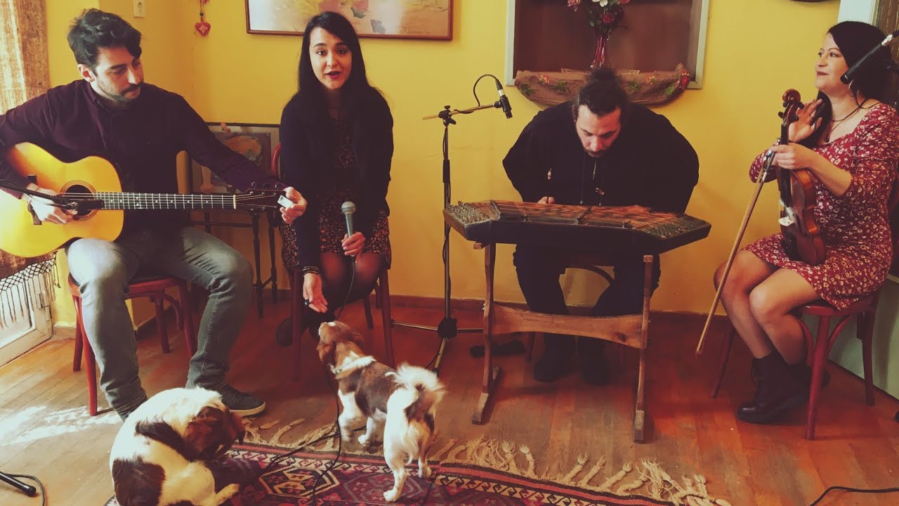 Θάλασσα λεβεντοπνίχτρα - Βασιλική Τσιφτσή