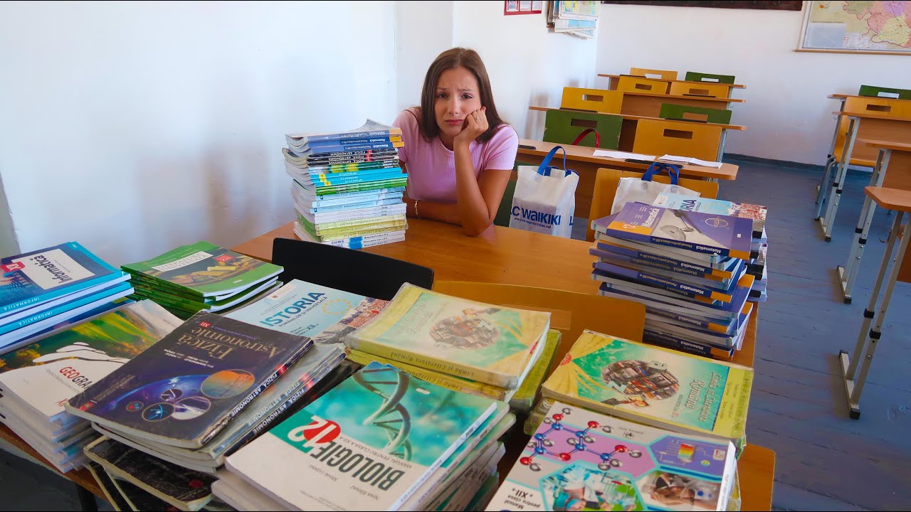 Ma întorc înapoi la Scoala Vara 😥 / Irochka este în Lacrimi