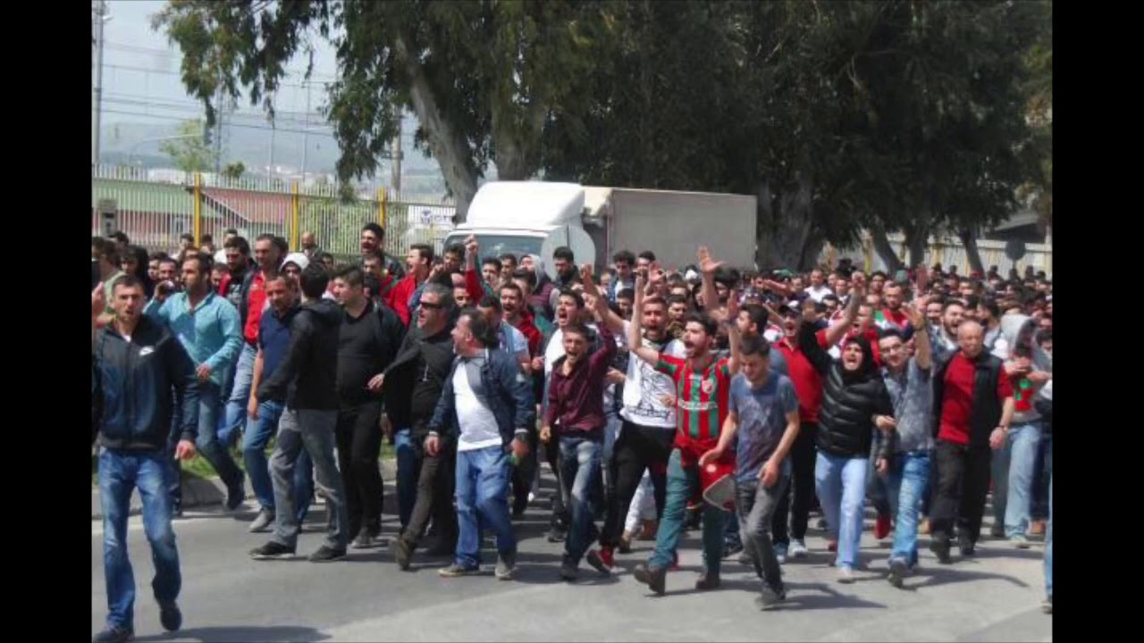 Karşıyaka Çarşı | Aradık Seni Sokaklarda, Sokayım Semtine Yalına