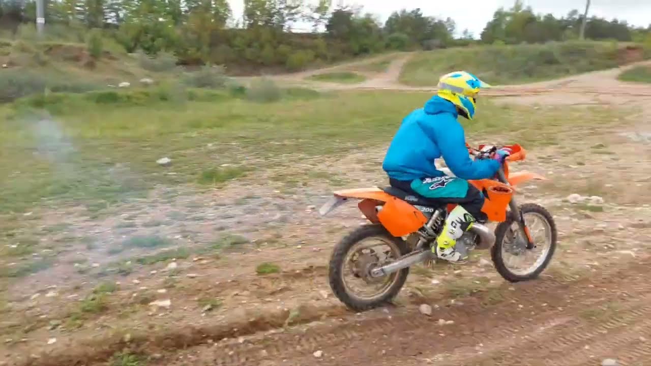 KTM 200 EXC | First timer
