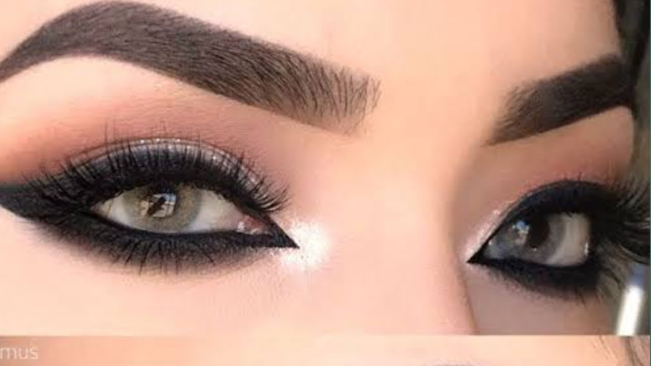 Eye makeup tutorial with eyeliner| Master your eye liner with this technique.