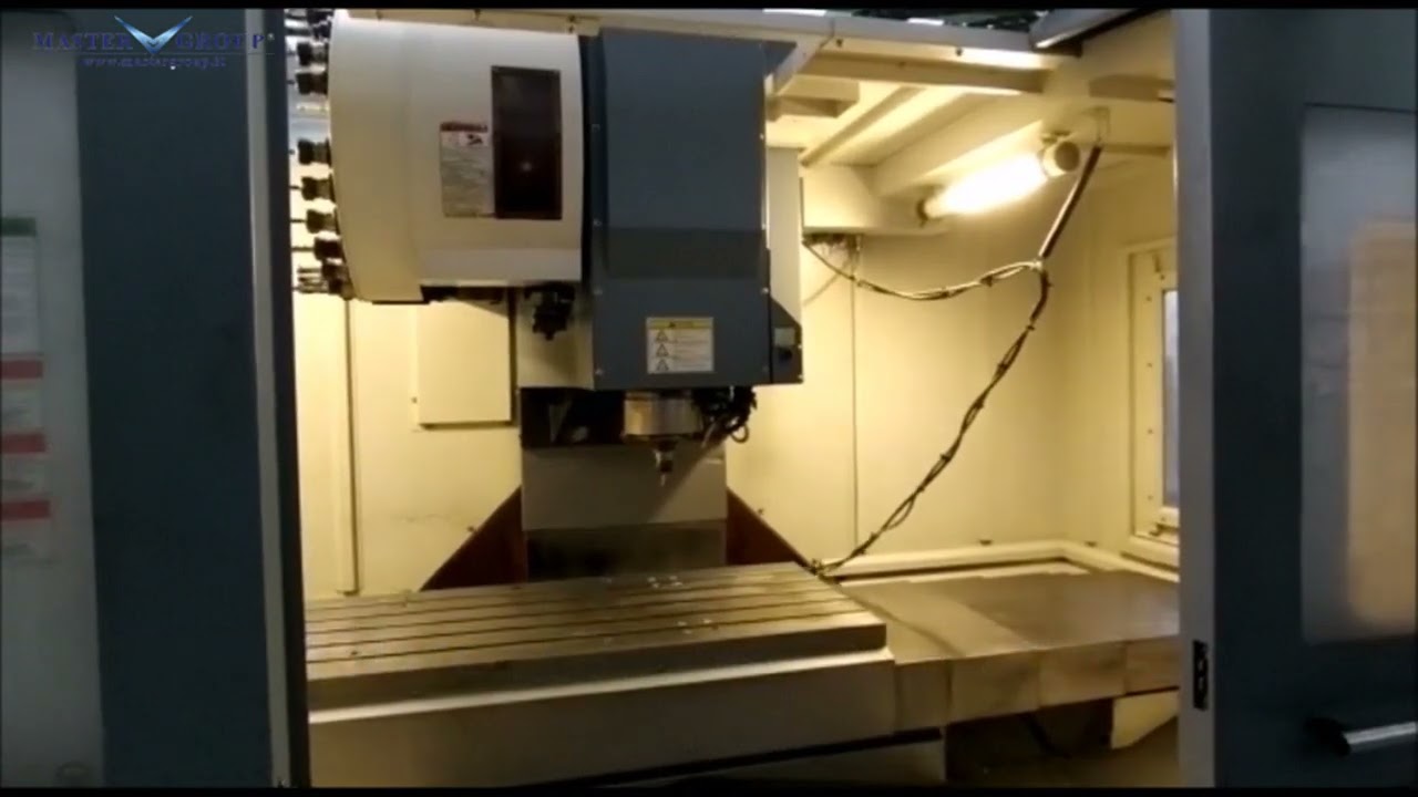 CENTRO DI LAVORO VERTICALE 3 ASSI  AKIRA SEIKI mod.V 5.5 XP - usato -