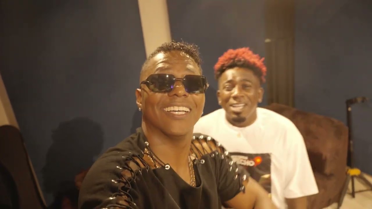 Los Incontrolables Ft. Guido G - Te Extraño (Visualizer)