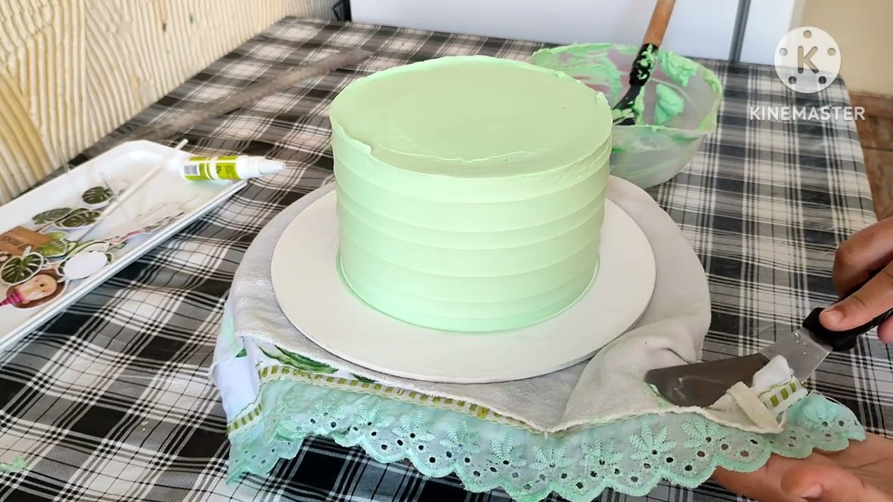 Decoração de bolo simples do safári