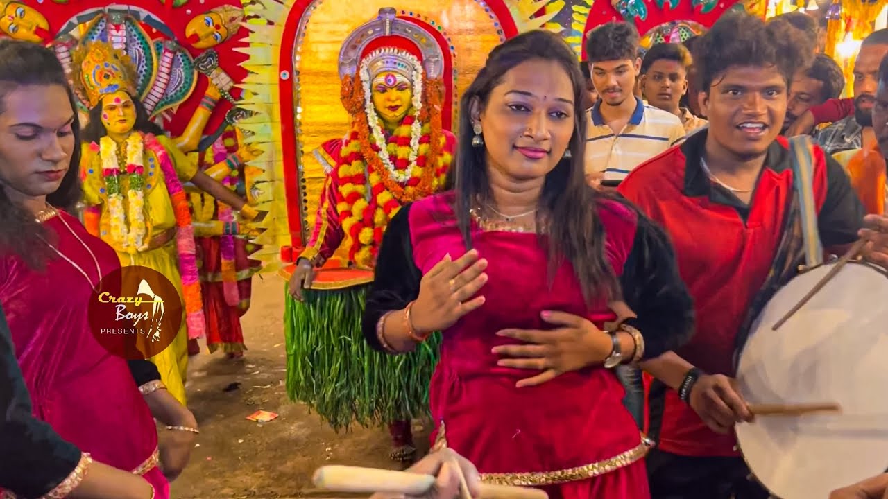 Pavani Bujji Superb Dance | Pavani Bujji Teenmaar Dance at Chatal Band | Hyderabad Band