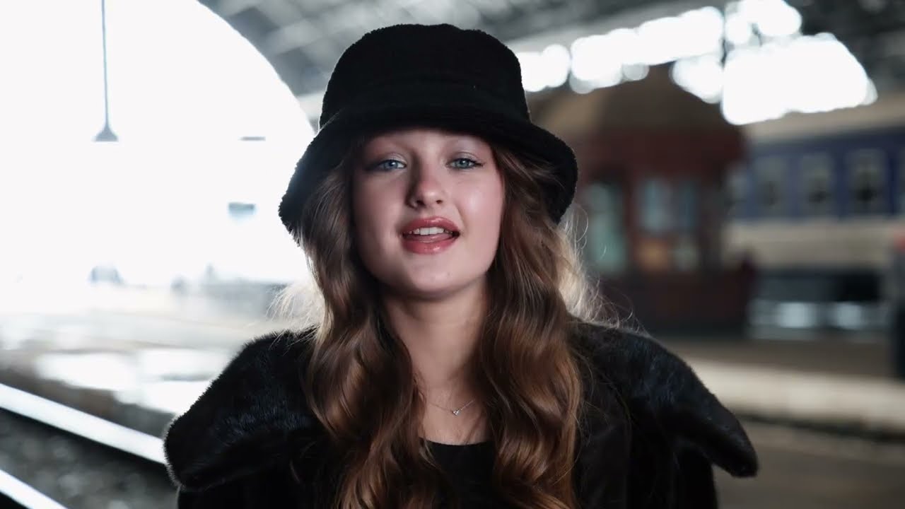Троянди на пероні - Евеліна Бать (COVER)