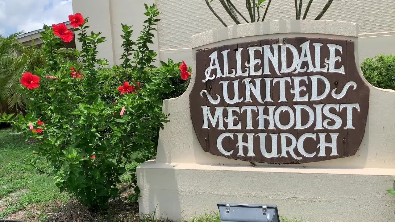St. Pete church uses marquee to call out police brutality, white supremacy and social injustice