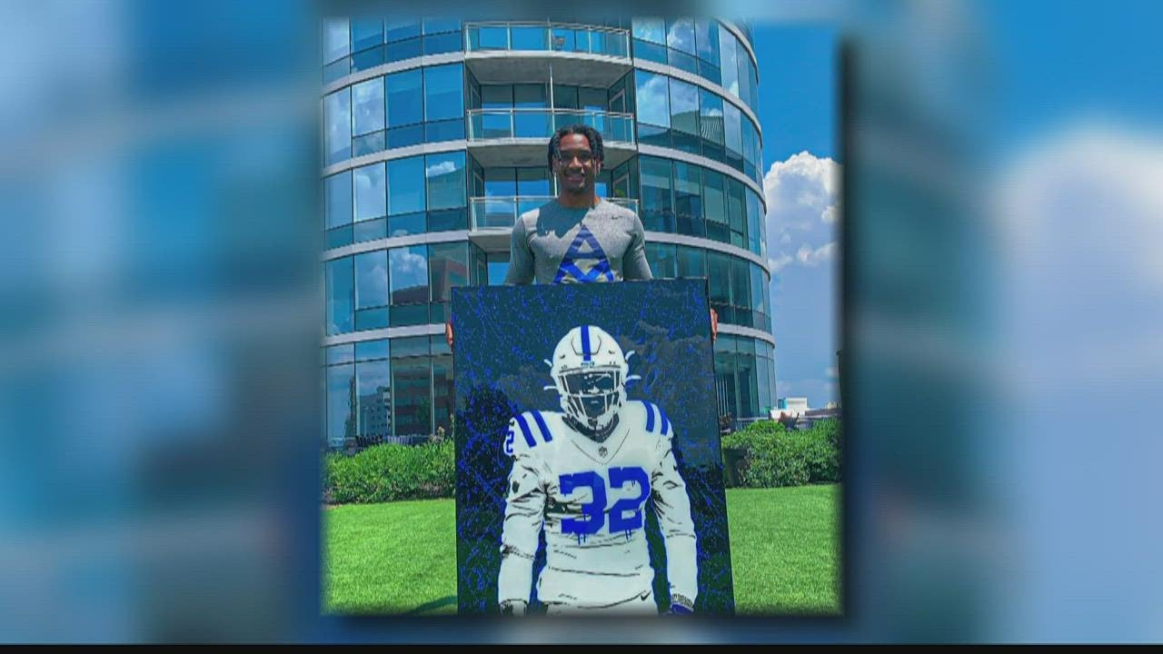 Carmel man discovers passion for painting works involving athletes
