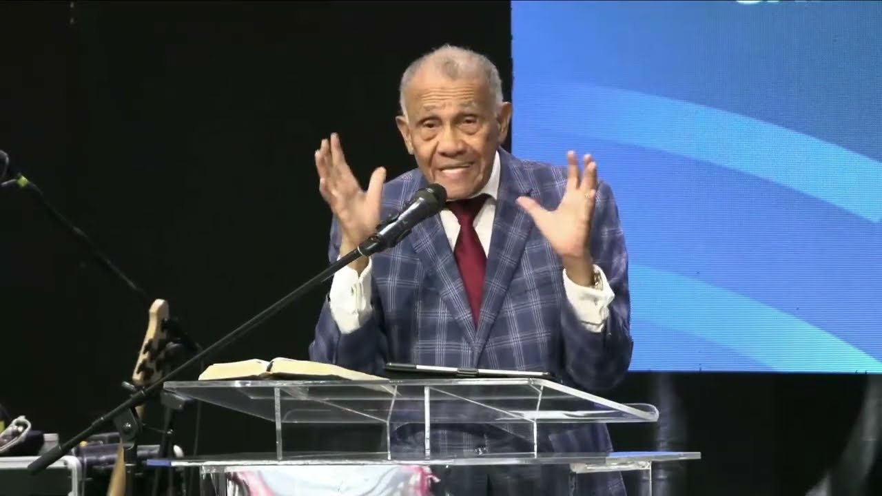 UN DÍA EN LA CASA DE DIOS - Prédica Completa - Ezequiel Molina Rosario