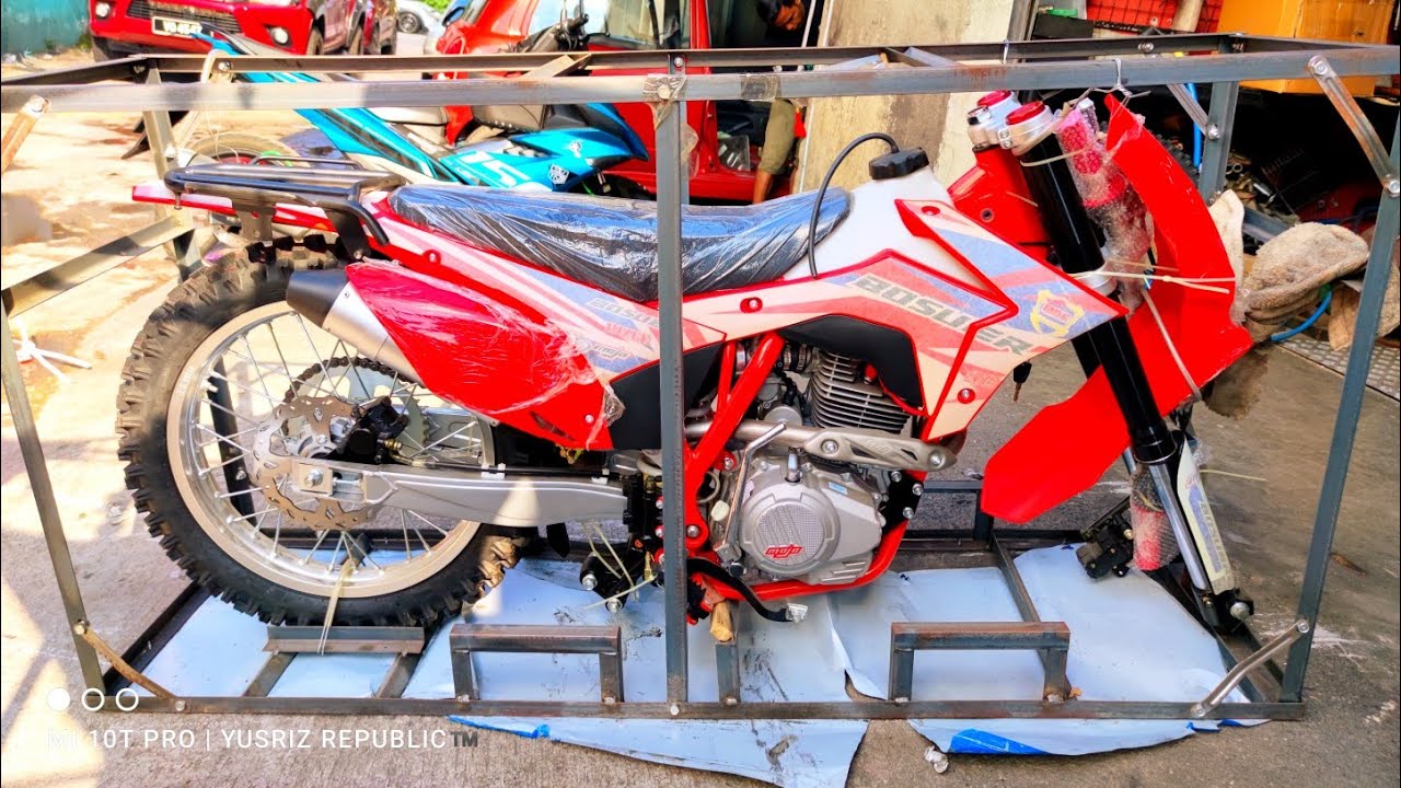 China BSE 250CC Dirt Bike (KLX150 Cutting)