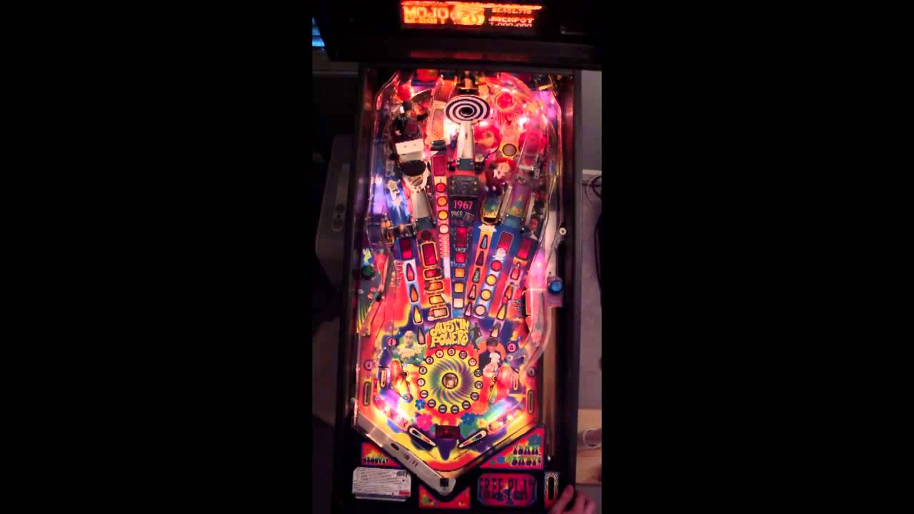 Titan Pinball Plays - Austin Powers Pinball