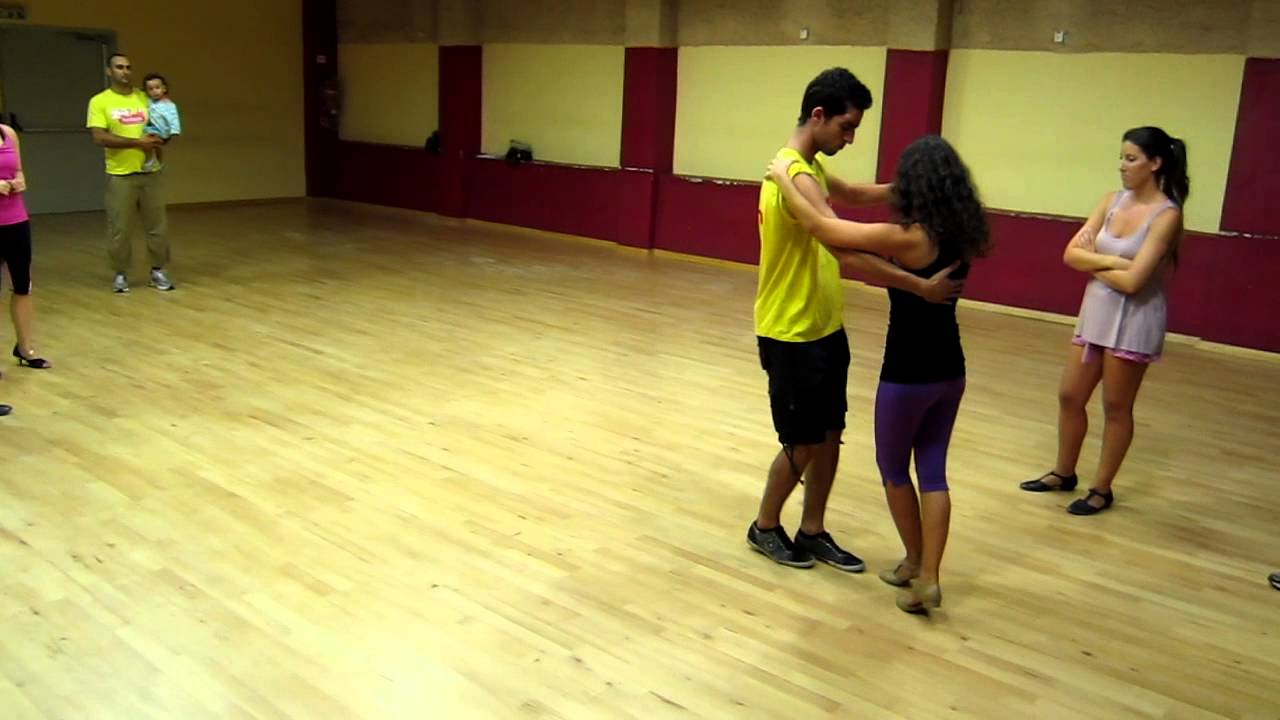 זוק למבדה ישראל סמבה גאפיירה שיעור 01 עם מיכאלה ויובל 15 09 2011