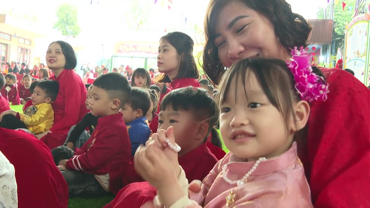 Trường Mầm non Thượng: Vũ Bé vui đón Tết, gìn giữ nét đẹp truyền thống