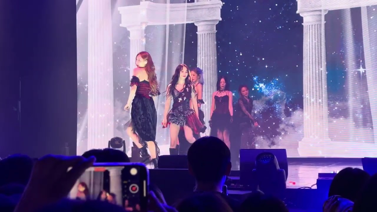 240113 Dreamcatcher 드림캐쳐 - Deja Vu (acapella verse) 4K Fancam (Luck Inside 7 Doors in Seoul)