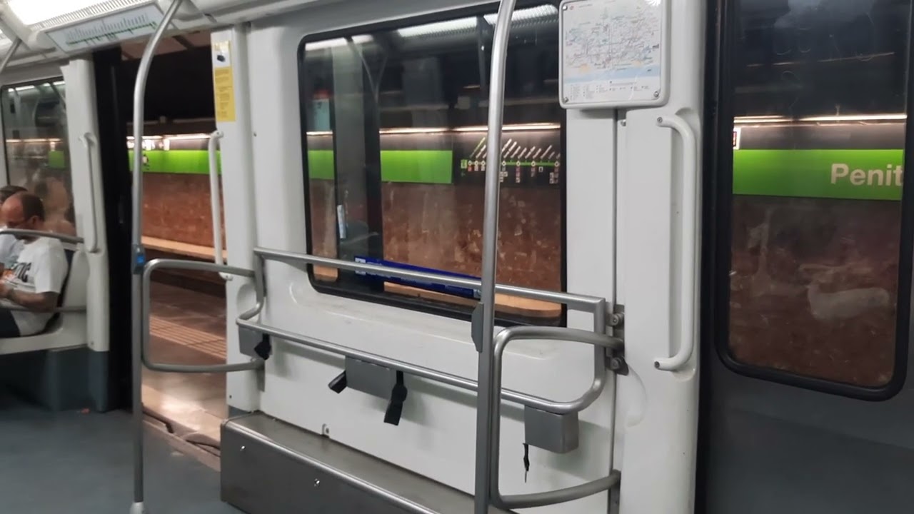 Metro L3 Trayecto Mundet - Fontana en Serie 3045