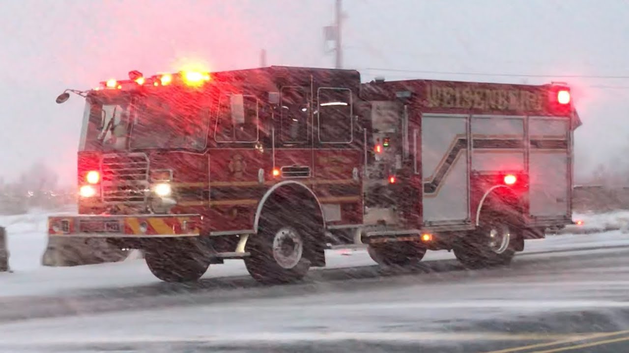 Police Fire & EMS Responding In A Snowstorm To A MVA On I-78