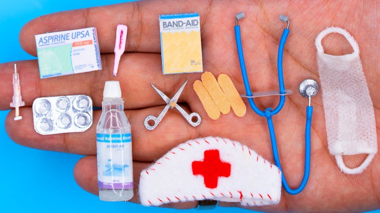 25 DIY BARBIE HACKS ~ MINIATURE ITEMS for DOCTOR!