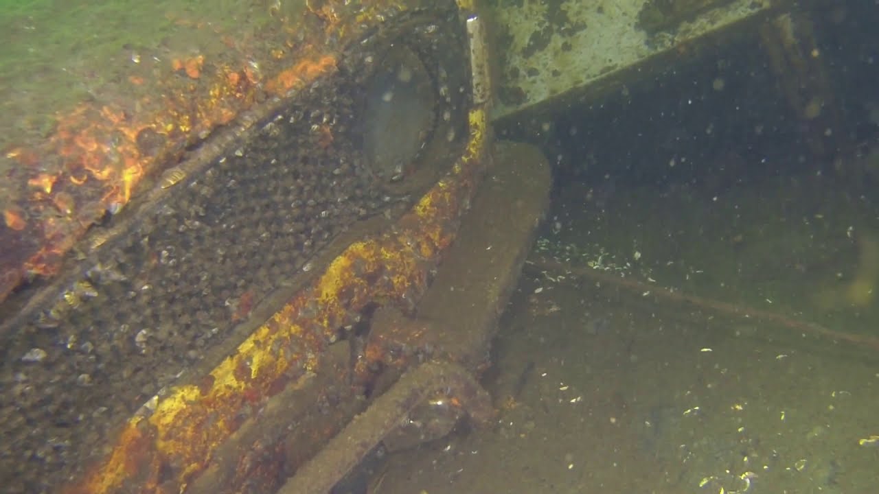 Underwater Wrecks: Fiat 128 rally - Lake of Lugano - Italy